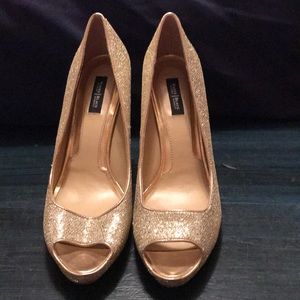 White House/Black Market gold high heel.